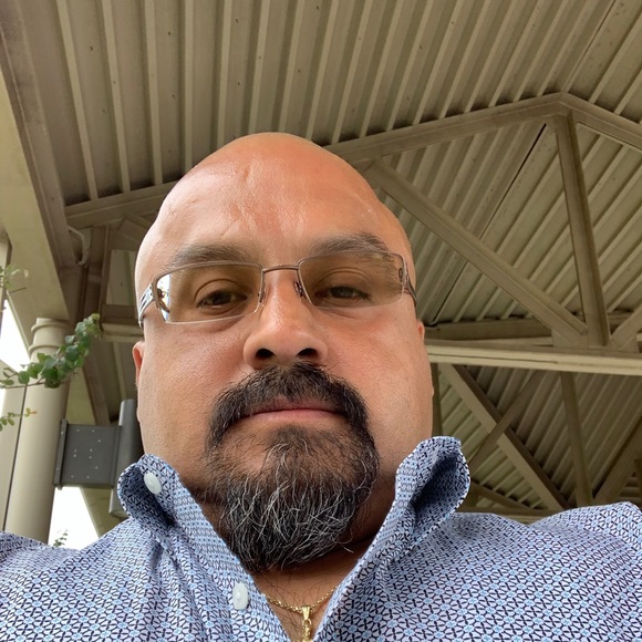 Meet your Posher, Reynaldo - Picture 1 of 1